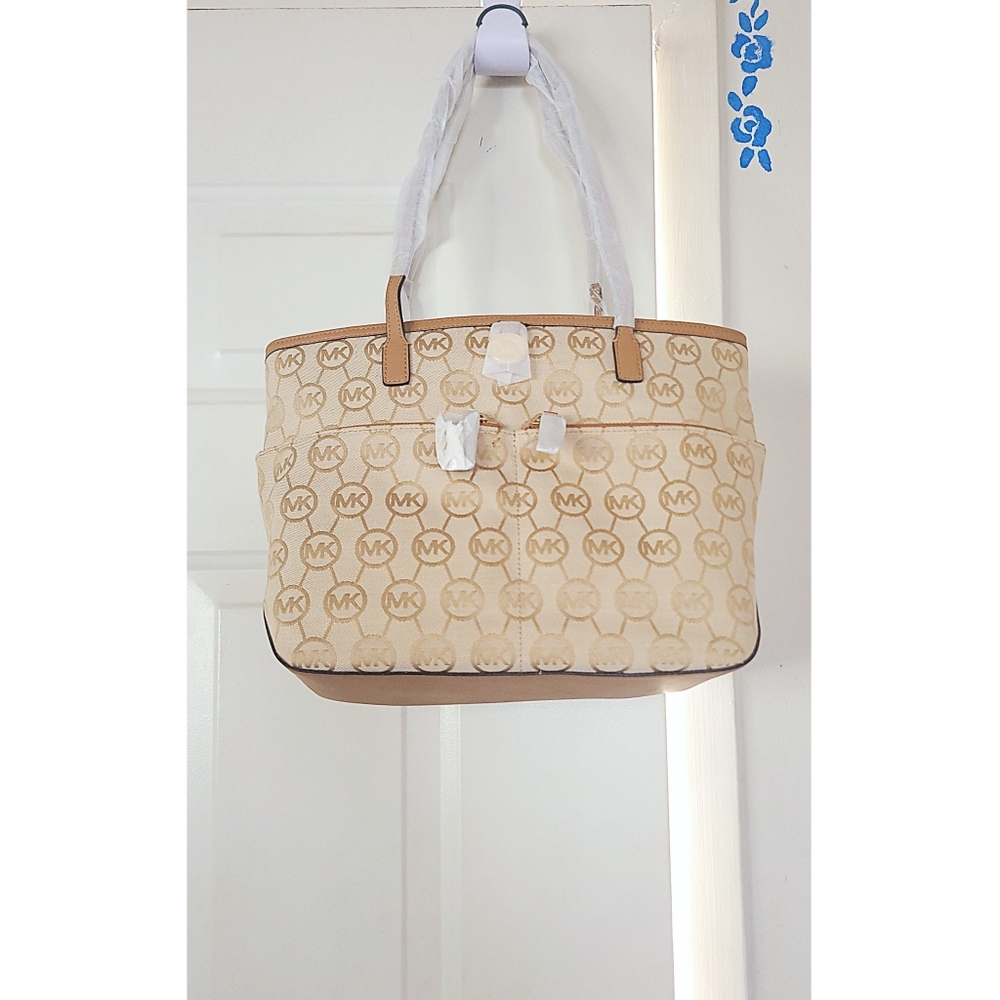 New! MICHAEL KORS MK Logo Monogram Medium Tote Handbag Bag Purse Beige Camel Tan - Picture 4 of 10